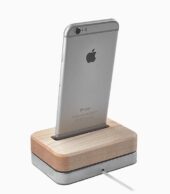 iPhone dock - imagine 4