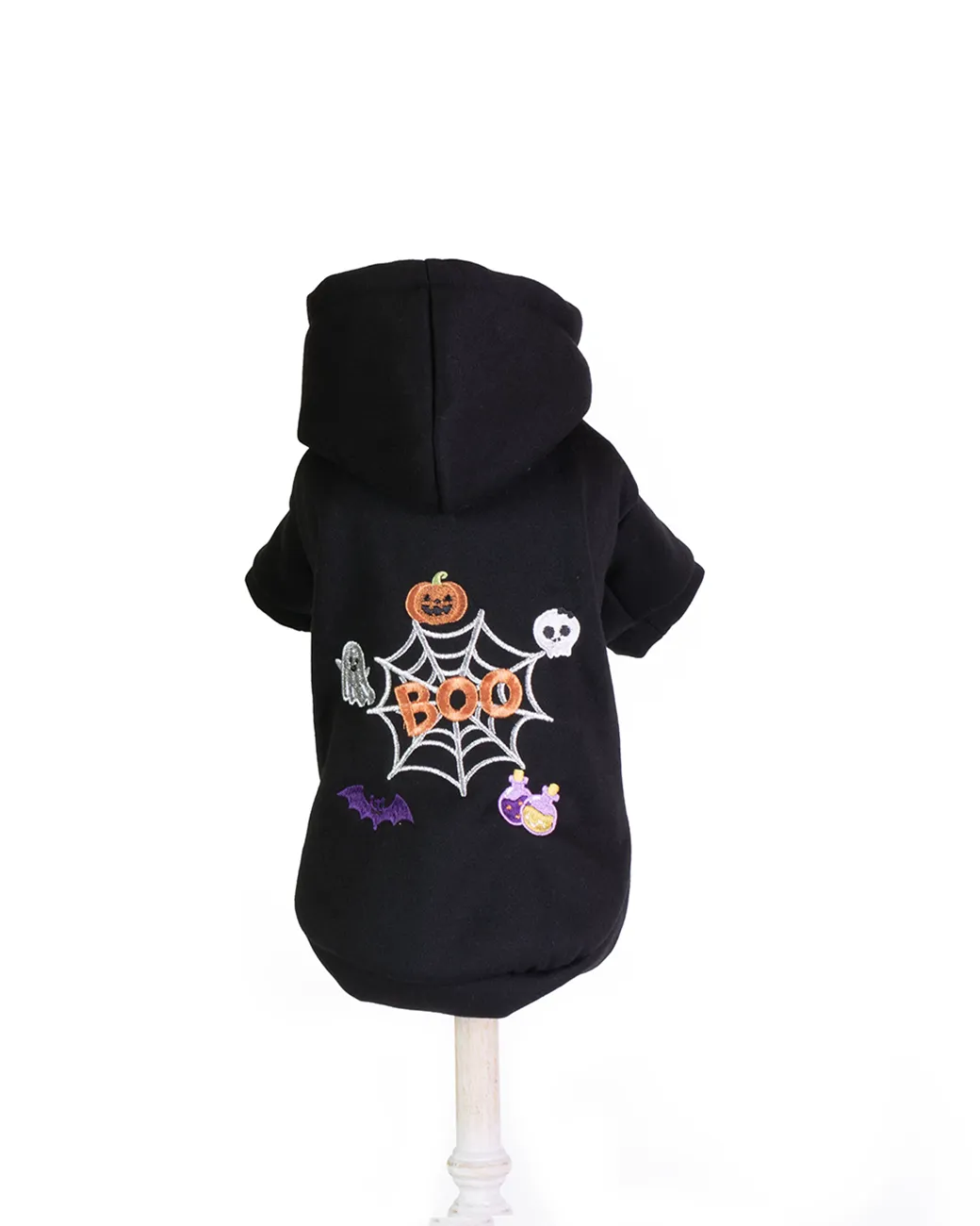 hanorac-negru-caini-boo-halloween Hanorac negru pentru câini cu imprimeu Boo Halloween din bumbac moale