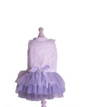 Rochiță elegantă albastru deschis pentru câini, cu tull dublu și fundiță satinat – perfectă pentru evenimente și poze adorabile
